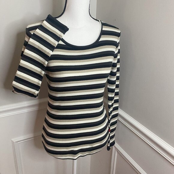 Fransa Ribbed Striped T-shirt  size Medium - Picture 1 of 10